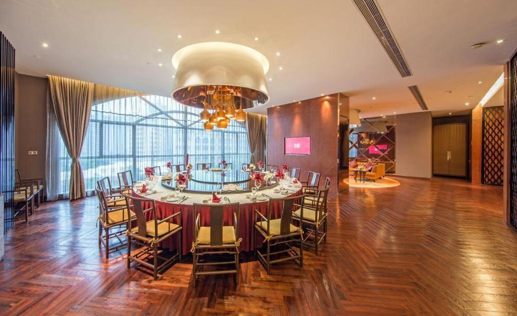 Maison New Century Hotel Dongguan Đông Hoản Ngoại thất bức ảnh