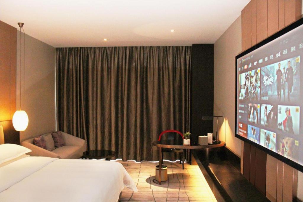 Maison New Century Hotel Dongguan Đông Hoản Ngoại thất bức ảnh