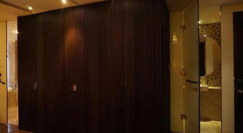 Maison New Century Hotel Dongguan Đông Hoản Ngoại thất bức ảnh