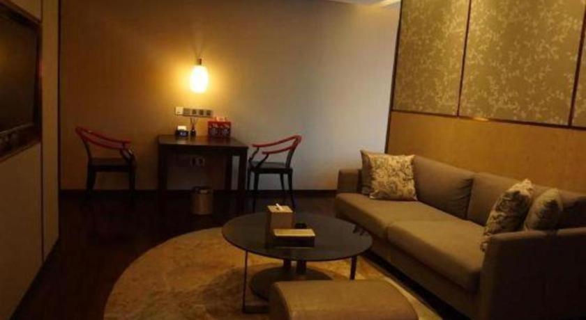 Maison New Century Hotel Dongguan Đông Hoản Ngoại thất bức ảnh