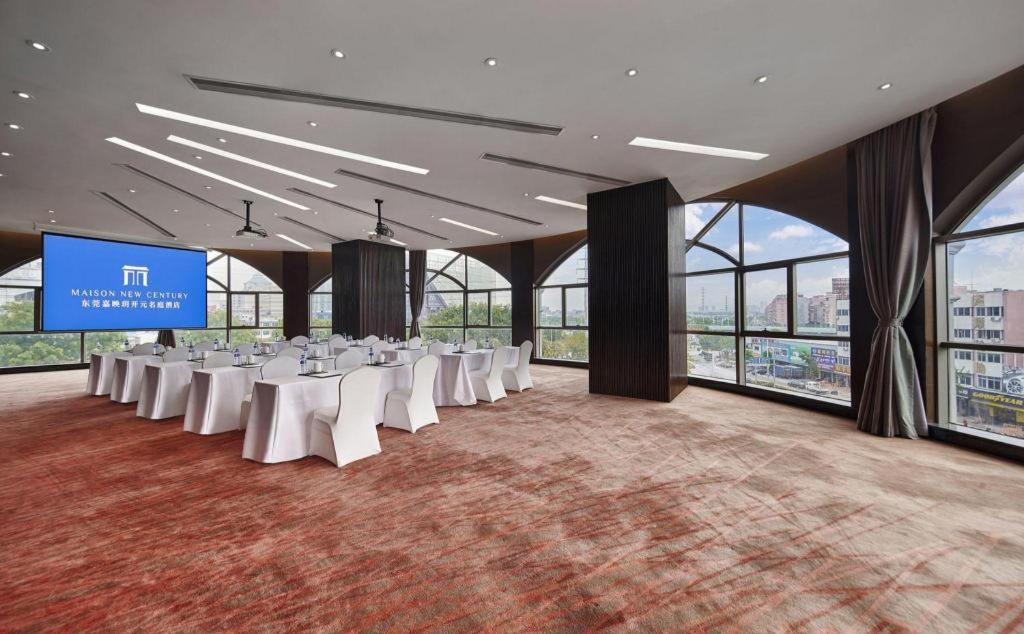 Maison New Century Hotel Dongguan Đông Hoản Ngoại thất bức ảnh